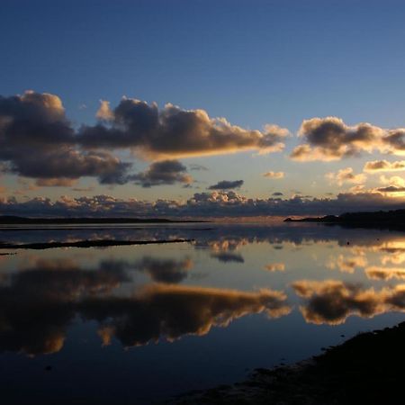 Llanw Malltraeth - Malltraeth Tides Llangadwaladr  Esterno foto